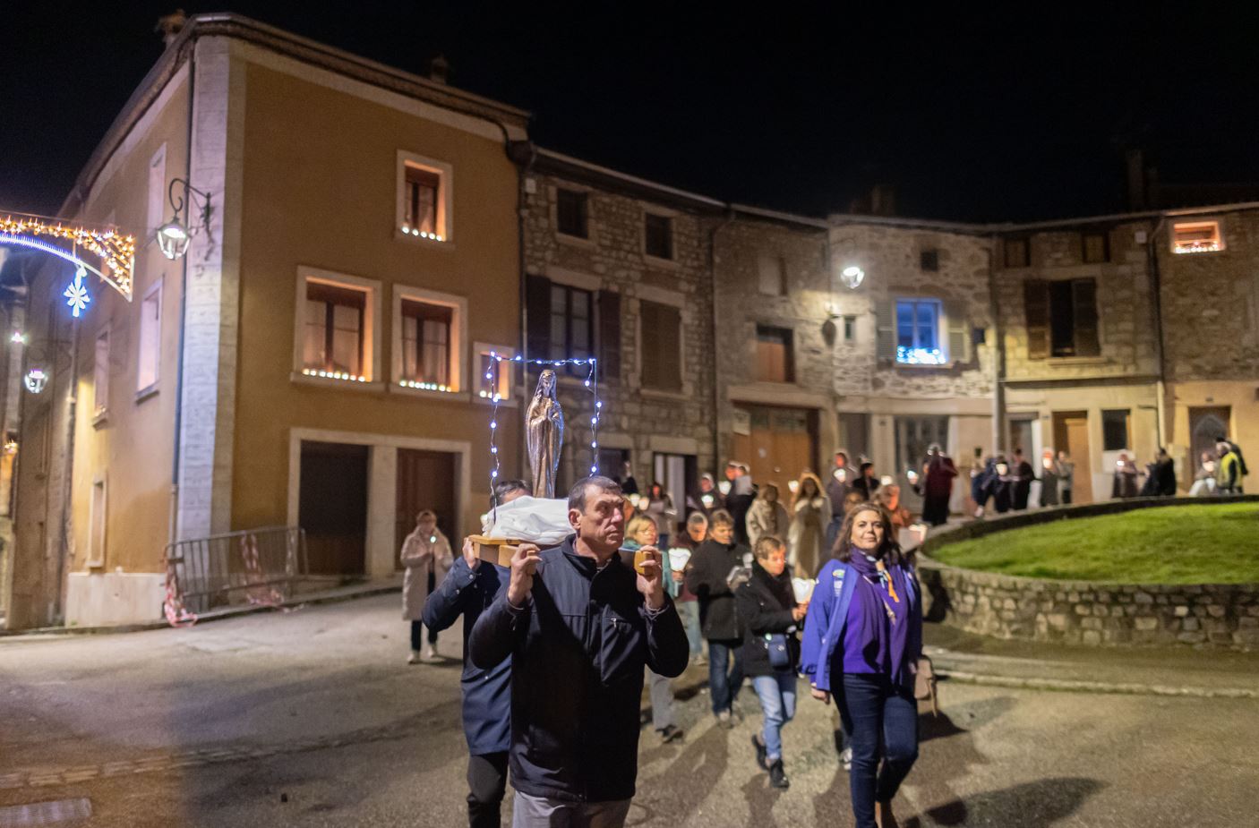 8 décembre 2025 mornant 9